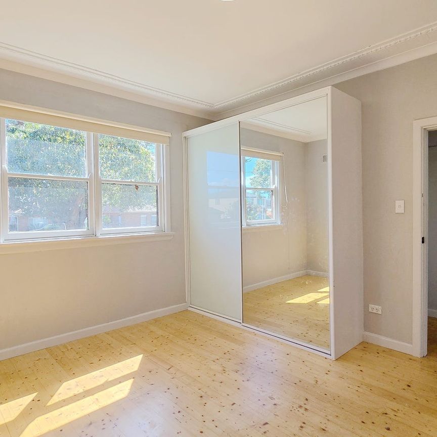 Large and Affordable Family Home - Photo 1