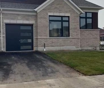 For Lease - 14 Mayapple Street, Adjala-Tosorontio, Ontario - Photo 1