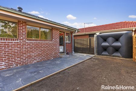 48 Frudal Crescent, Knoxfield, VIC 3180 - Photo 3