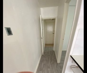 1 Bed Flat, Cypress Road, SE25 - Photo 6