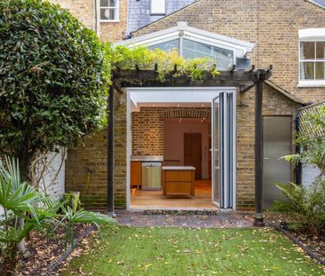 4 bedroom terraced house to rent - Photo 4