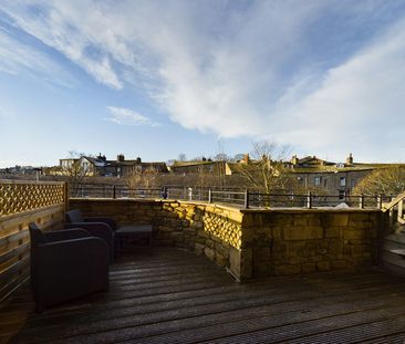 Town house to rent on - Photo 3