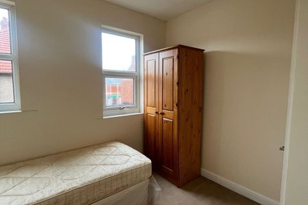 Grange Road - Photo 2