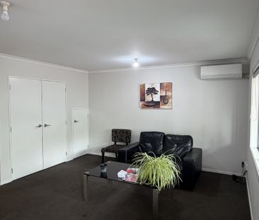 Modern Furnished Studio Rooms – Prime Lorne Street Location Located... - Photo 1