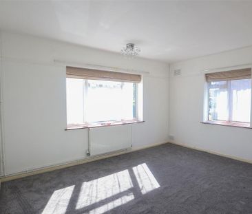 2 bedroom maisonette to rent - Photo 5