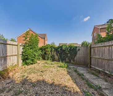 3 BED Town house To rent - Photo 3
