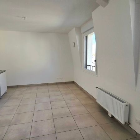 Location Appartement 1 pièce 28m² ORLEANS 45000 - Photo 1