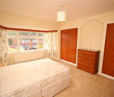3 bedroom Semi-detached house to rent in Newlands Avenue, Gosforth,... - Photo 5