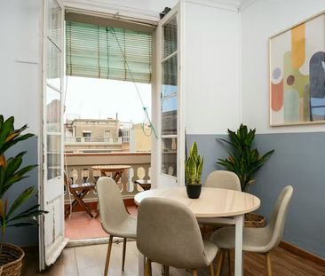 Carrer de Maurici Serrahima, Barcelona, Catalonia 08012 - Photo 2