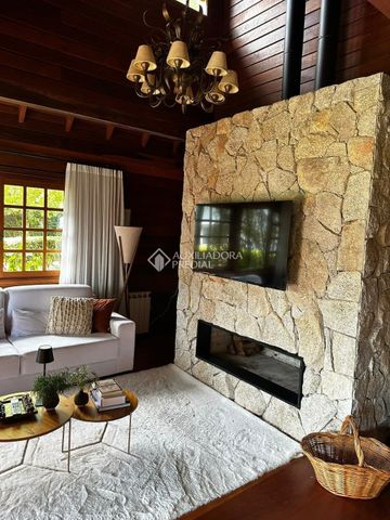 Casa em Condomínio com 3 quartos e 160m² para alugar em Mato Queimado, Gramado. - Foto 2