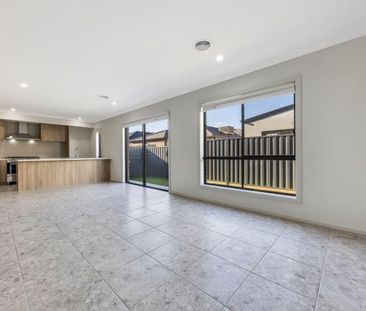 Your new home awaits! - Photo 1