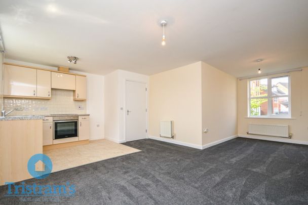 2 bed Apartment for Rent - Photo 1