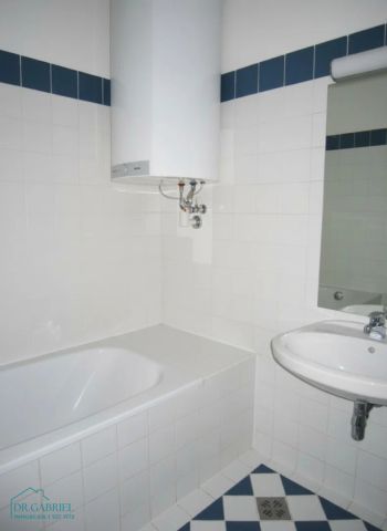 ZENTRAL GELEGENE DACHGESCHOSSMIETE - Photo 3