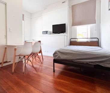 Furnished Studios & Apartments For Rent - Photo 1