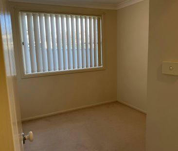 THREE BEDROOM OXLEY VALE TAMWORTH - Photo 6