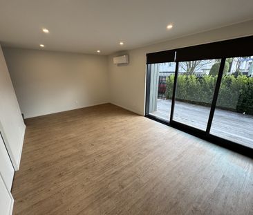 1/19 Brockworth Place, Riccarton - Photo 2