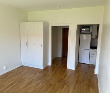 Hertig Karls Allé, Örebro - Photo 1