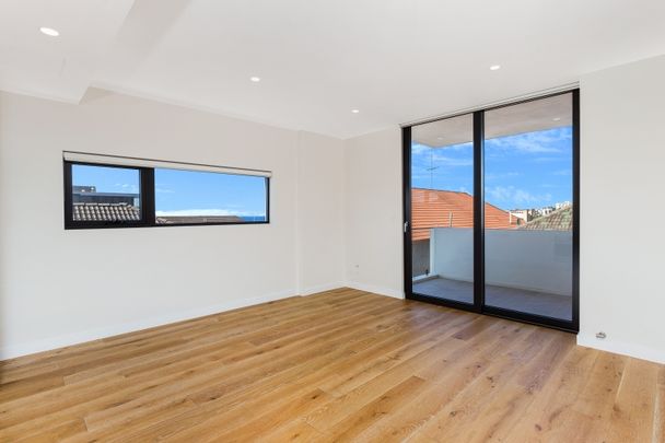 14/37-41 Ramsgate Avenue, Bondi Beach NSW 2026 - Apartment For Rent | Domain - Photo 1