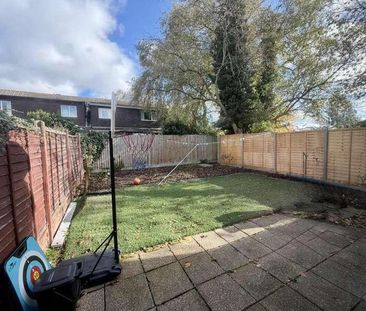 Vandyke, Bracknell, RG12 - Photo 3