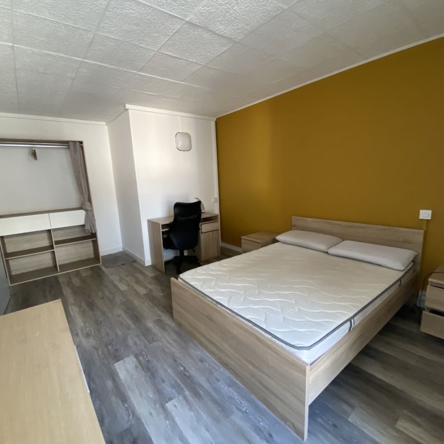 CHAMBRE COLOCATION A LOUER / LA SERINETTE TOULON - Photo 1