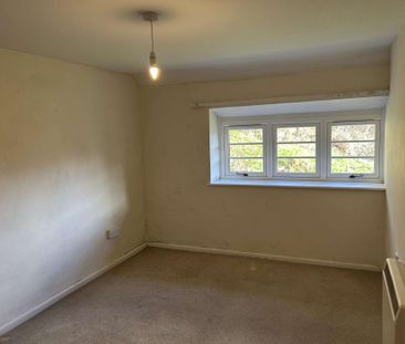 A character three bedroom Cottage in a peaceful location forming pa... - Photo 2