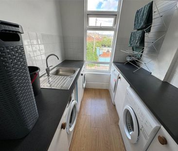 9 bedroom detached house to rent - Photo 5