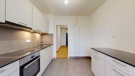 4 Zimmer, 106 m², 6. Stock - Photo 5