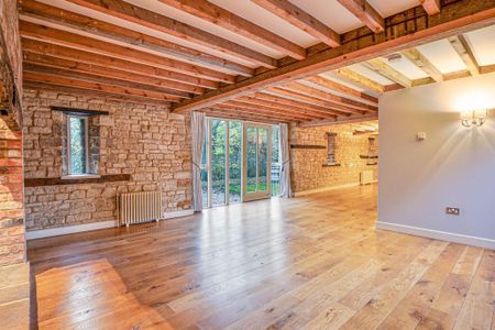 5 bedroom barn conversion to rent - Photo 2