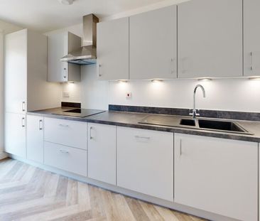 3 bedroom terraced house to rent - Photo 3