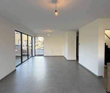 Woning te huur in Ottergem voor € 1.350 met 3 slaapkamers - Photo 2