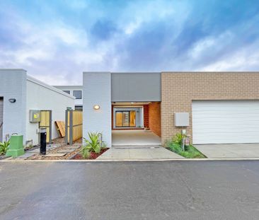 24 Golfer Walkway, Blacktown - Photo 5