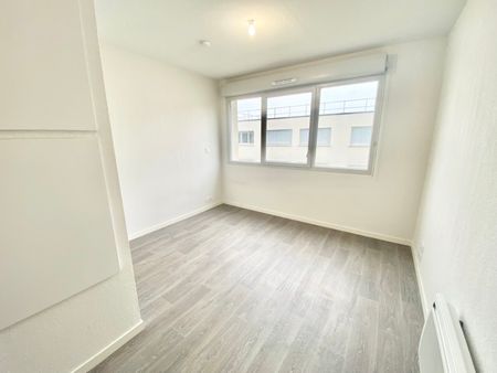 Location Appartement 1 pièce 19m² AUZEVILLE TOLOSANE 31320 - Photo 2