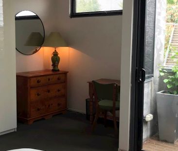 South Melbourne - Photo 5