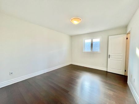 For Lease - 25A Oak Avenue, Richmond Hill, Ontario - Photo 5