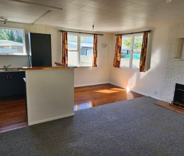 Two Dwellings and Pet Friendly! - Photo 6