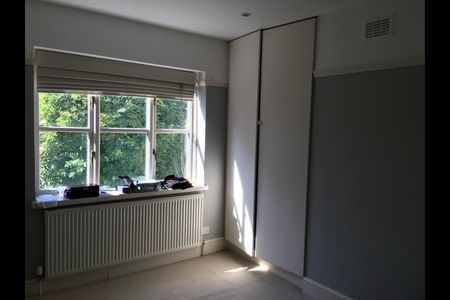 3 Bed Semi-Detached House, Thornlaw Road, SE27 - Photo 4
