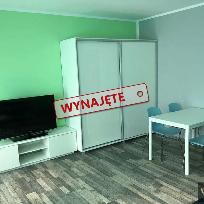 Kawalerka wraz z miejscem postojowym ! - Фото 1