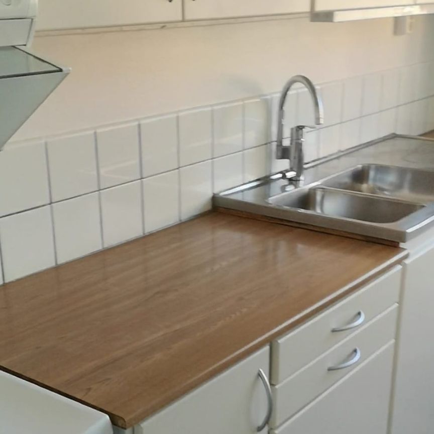 Botkyrkavägen, Vårby - Photo 1