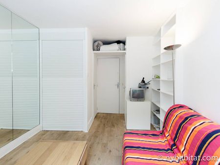 Logement à Paris, Location meublée - Photo 4