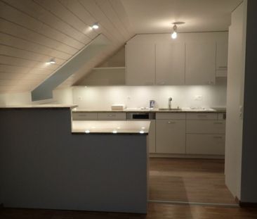 Helle Dachwohnung an ruhiger Lage! - Foto 6