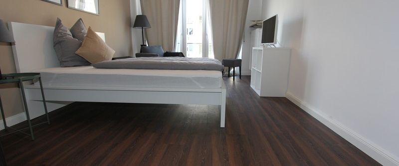 Schöne möblierte 1 Zimmer Wohnung im Zentrum von Nuremberg - Photo 1