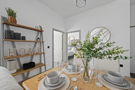 2 bedroom penthouse to rent - Photo 2