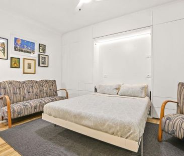 Fully Furnished Chic Art Deco Studio in the Heart of Potts Point - Photo 5