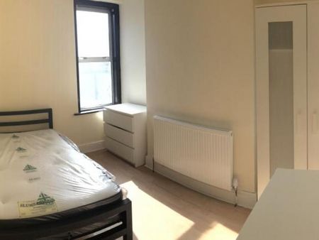 5 bedroom end of terrace house to rent - Photo 5