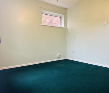 Holly Walk, Nuneaton, CV11 - Photo 6