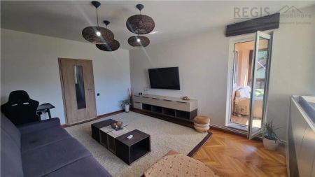 Apartament de trei camere zona Centrul Istoric Brasovechi - Fotografie 4