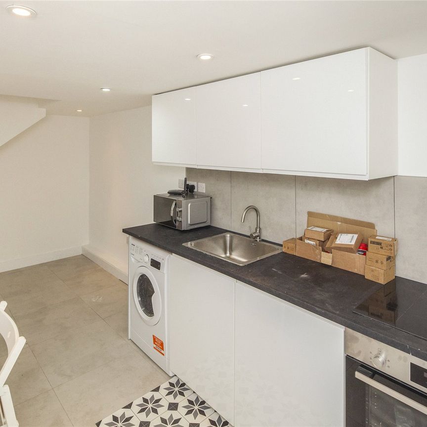 Coburg Crescent, London, SW2 3HU - Photo 1