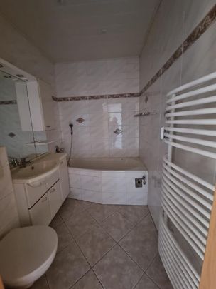 Vierraumwohnung mit Balkon u. super Ausblick - Photo 1