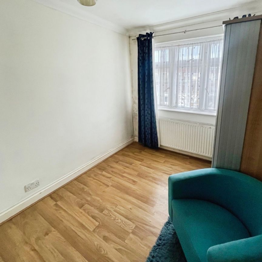 4 bedroom House To Let - Photo 1