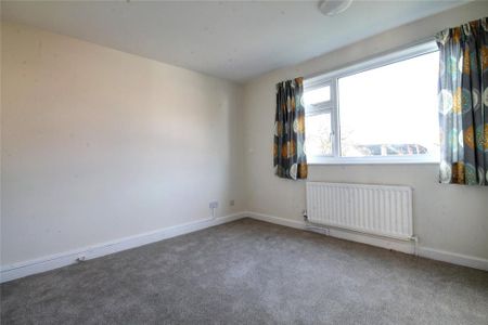 3 bedroom detached house to rent - Photo 3